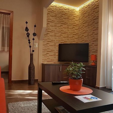 Mgtels Apartman - With Private Parking Budapest Extérieur photo