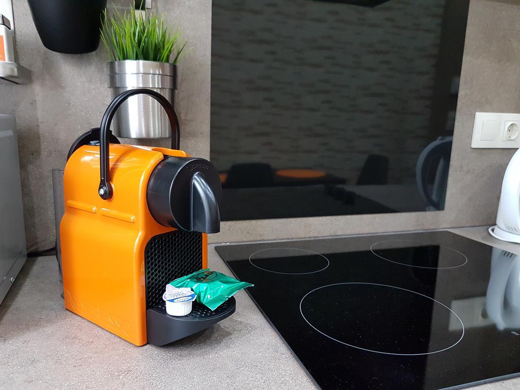 Mgtels Apartman - With Private Parking Budapest Extérieur photo