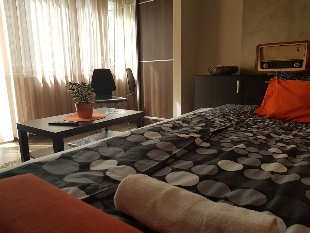Mgtels Apartman - With Private Parking Budapest Extérieur photo