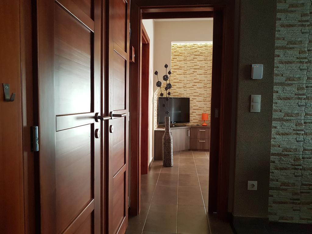 Mgtels Apartman - With Private Parking Budapest Extérieur photo